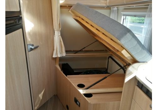 Low Profile Motorhome SUNLIGHT T-64 en Sale Occasion