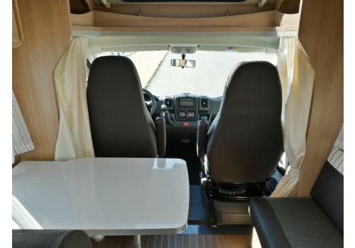 Low Profile Motorhome SUNLIGHT T-64 en Sale Occasion