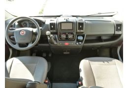 Low Profile Motorhome SUNLIGHT T-64 en Sale Occasion