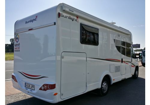 Low Profile Motorhome SUNLIGHT T-68 con cambio automático en Sale Occasion
