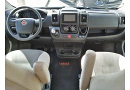 Low Profile Motorhome SUNLIGHT T-68 con cambio automático en Sale Occasion