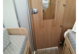 Low Profile Motorhome SUNLIGHT T-68 con cambio automático en Sale Occasion