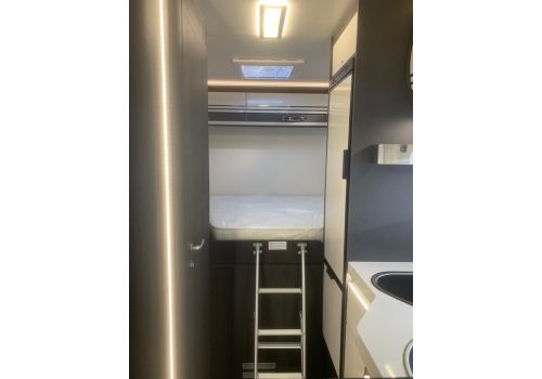 Low Profile Motorhome ROLLER TEAM Kronos 294 TL en Sale Occasion