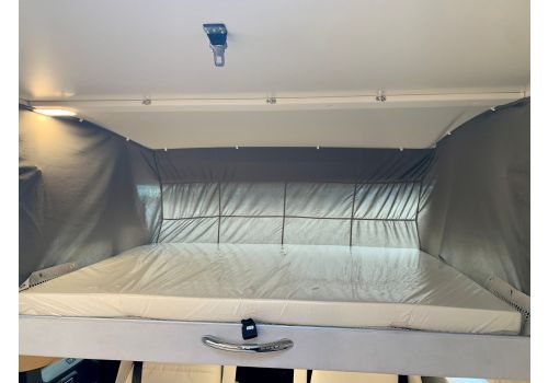 Integral Motorhome ROLLER TEAM Zefiro 284 INT en Sale Occasion
