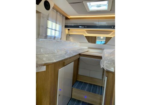 Integral Motorhome ROLLER TEAM Zefiro 284 INT en Sale Occasion