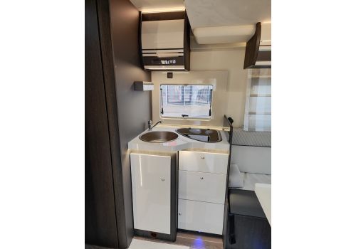 Low Profile Motorhome ROLLER TEAM Kronos Advance 267 TL en Sale Occasion