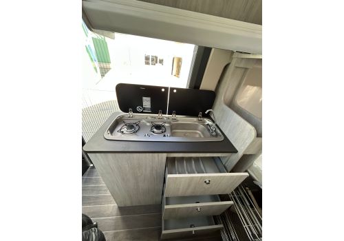 Camper Van ROLLER TEAM Livingstone K2 Sport en Sale Occasion