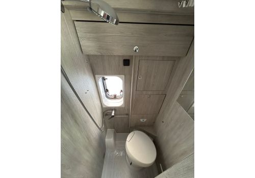 Camper Van ROLLER TEAM Livingstone K2 Sport en Sale Occasion
