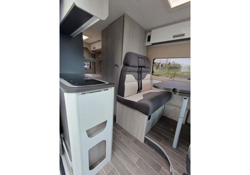Camper Van ROLLER TEAM Livingstone 5 Sport en Sale Occasion