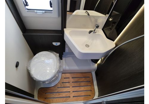 Low Profile Motorhome ROLLER TEAM Kronos 285 TL en Sale Occasion