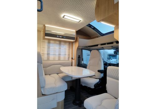Low Profile Motorhome ROLLER TEAM Zefiro 294 TL en Sale Occasion