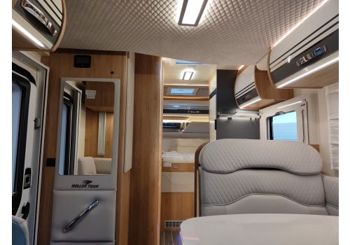 Low Profile Motorhome ROLLER TEAM Zefiro 294 TL en Sale Occasion