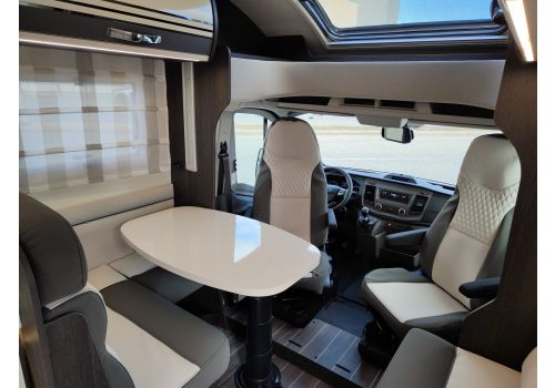 Low Profile Motorhome ROLLER TEAM Kronos 295 TL en Sale Occasion