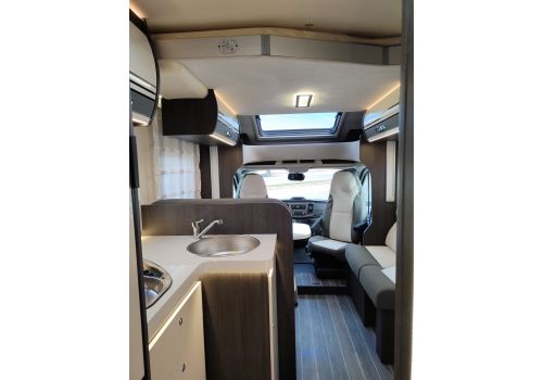 Low Profile Motorhome ROLLER TEAM Kronos 295 TL en Sale Occasion