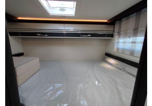 Low Profile Motorhome ROLLER TEAM Kronos 295 TL en Sale Occasion