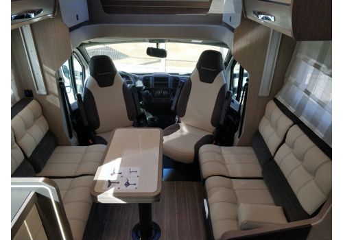 Low Profile Motorhome ROLLER TEAM Granduca 267 TL en Sale Occasion