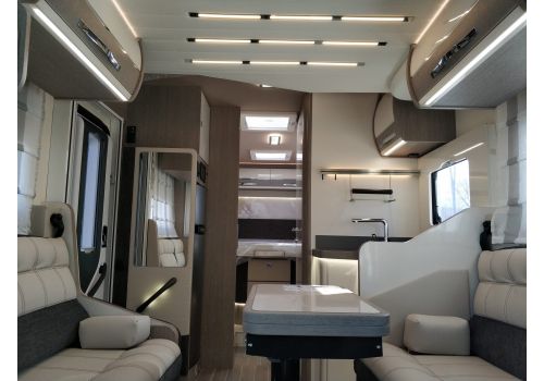 Low Profile Motorhome ROLLER TEAM Granduca 267 TL en Sale Occasion