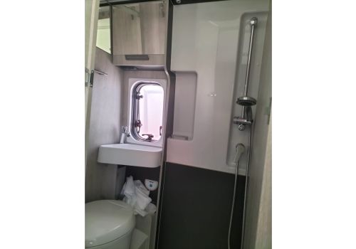 Camper Van ROLLER TEAM Livingstone 5 Sport en Rent