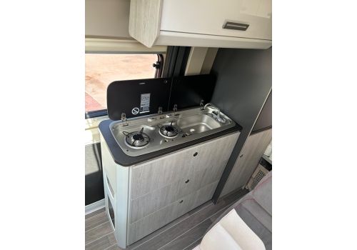 Camper Van ROLLER TEAM Livingstone 5 Sport en Sale Occasion