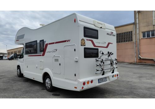 Capuchina Motorhome ROLLER TEAM Kronos 277 M en Sale Occasion
