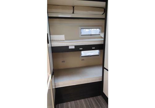Capuchina Motorhome ROLLER TEAM Kronos 277 M en Sale Occasion