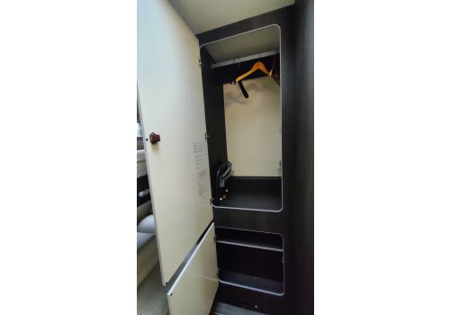 Capuchina Motorhome ROLLER TEAM Kronos 277 M en Sale Occasion