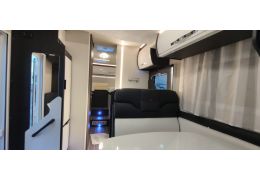 Low Profile Motorhome ROLLER TEAM Kronos 284 TL en Sale Occasion