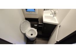 Low Profile Motorhome ROLLER TEAM Kronos 284 TL en Sale Occasion