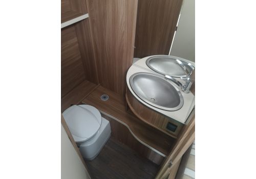 Caravan BURSTNER Premio 420 TS en Sale Occasion