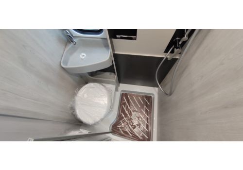 Camper Van ROLLER TEAM Livingstone 5 Advance en Sale Occasion