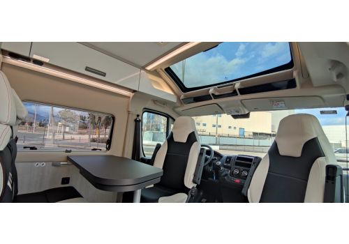 Camper Van ROLLER TEAM Livingstone K2 Sport en Sale Occasion