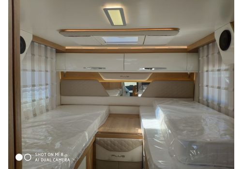 Low Profile Motorhome ROLLER TEAM Zefiro 284 TL en Sale Occasion