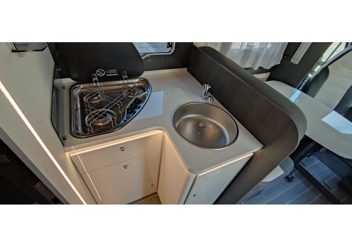 Low Profile Motorhome ROLLER TEAM Kronos 265 TL en Sale Occasion