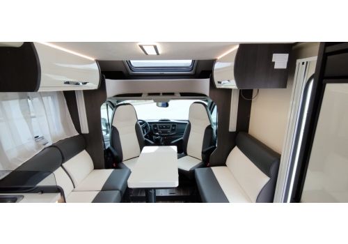 Low Profile Motorhome ROLLER TEAM Kronos 266 TL en Sale Occasion