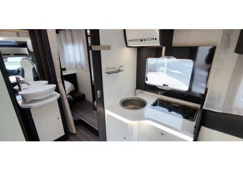Low Profile Motorhome ROLLER TEAM Kronos 266 TL en Sale Occasion