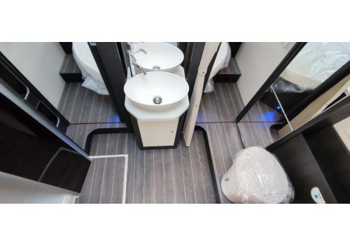 Low Profile Motorhome ROLLER TEAM Kronos 266 TL en Sale Occasion
