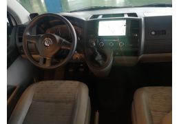 Camper Van VOLKSWAGEN Transporter T5 camperizada en Sale Occasion