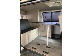 Camper Van VOLKSWAGEN Transporter T5 camperizada en Sale Occasion