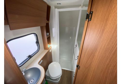 Low Profile Motorhome RIMOR Bluecamp en Sale Occasion