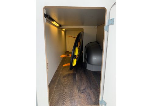 Camper Van VOLKSWAGEN Crafter camperizada en Sale Occasion