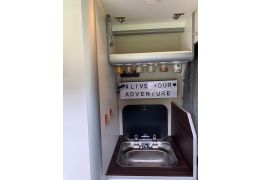 Camper Van VOLKSWAGEN Crafter camperizada en Sale Occasion