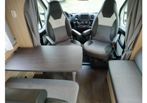 Low Profile Motorhome SUNLIGHT T 64 en Sale Occasion