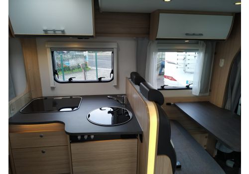 Low Profile Motorhome SUNLIGHT T 64 en Sale Occasion