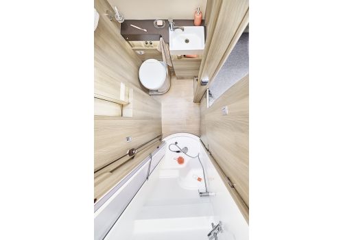 Camper Van DREAMER Camper Van XL Limited modelo 2021 en Catalog
