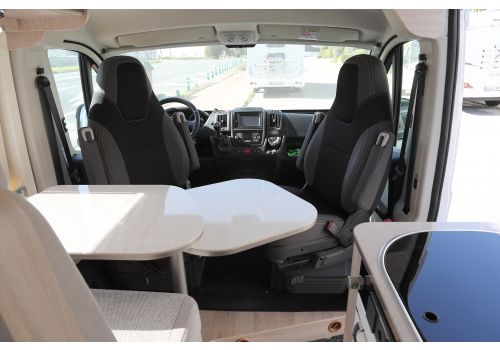 Camper Van RAPIDO V43 en Sale Occasion