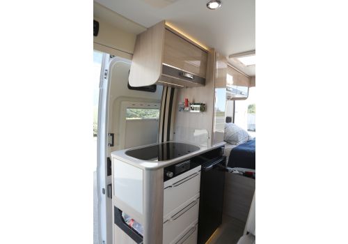 Camper Van RAPIDO V43 en Sale Occasion
