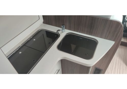 Low Profile Motorhome BENIMAR Tessoro 442 en Sale Occasion