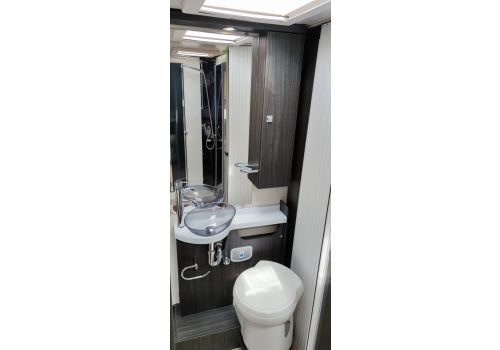 Low Profile Motorhome BENIMAR Mileo 294 en Sale Occasion