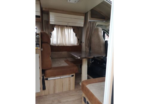 Low Profile Motorhome GIOTTILINE Therry T38 en Sale Occasion
