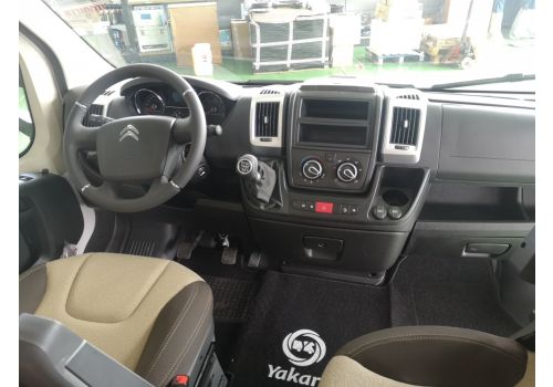 Low Profile Motorhome ITINEO PJ 700 en Sale Occasion